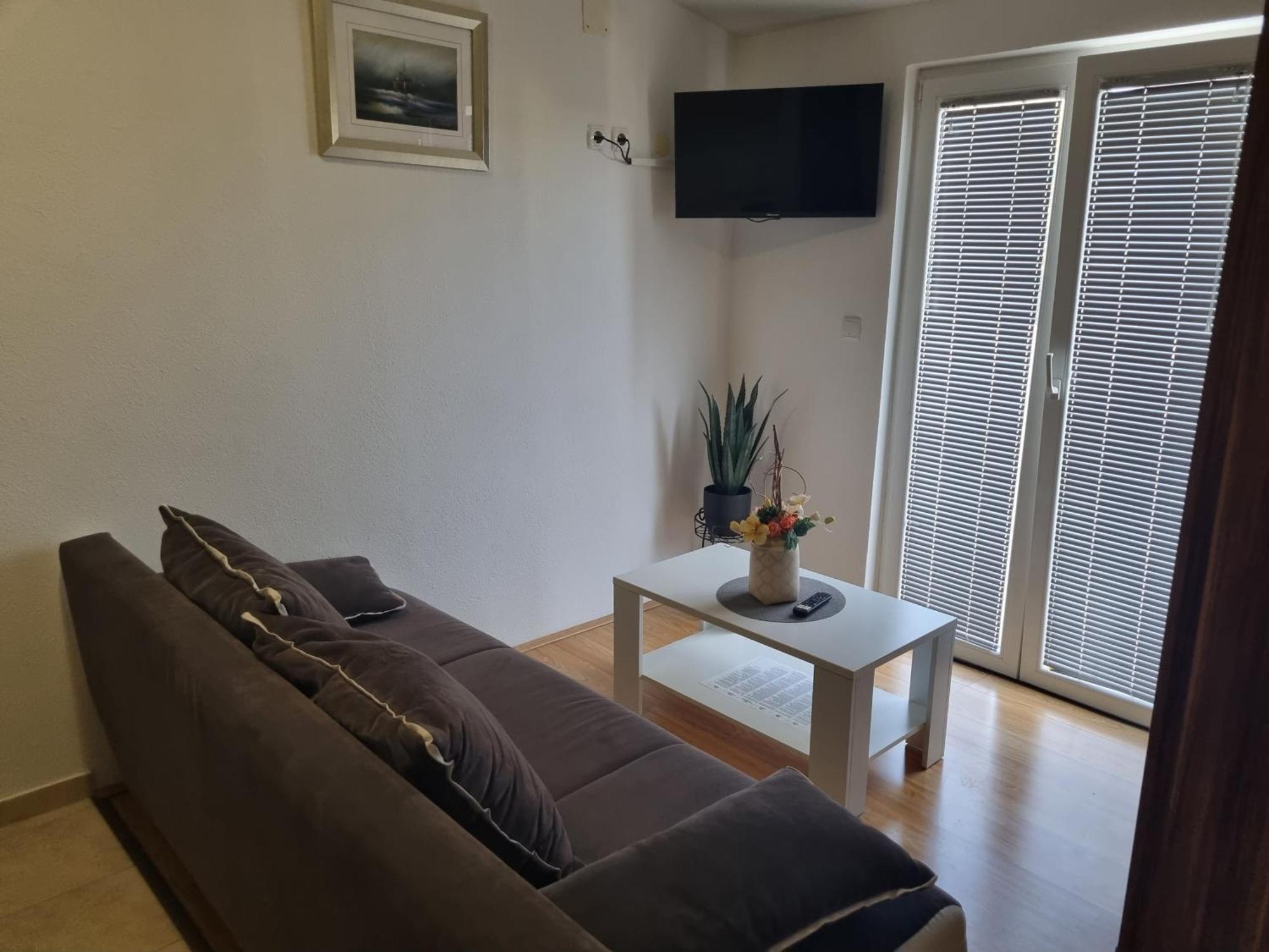 Juric Apartments ビオグラード・ナ・モル エクステリア 写真