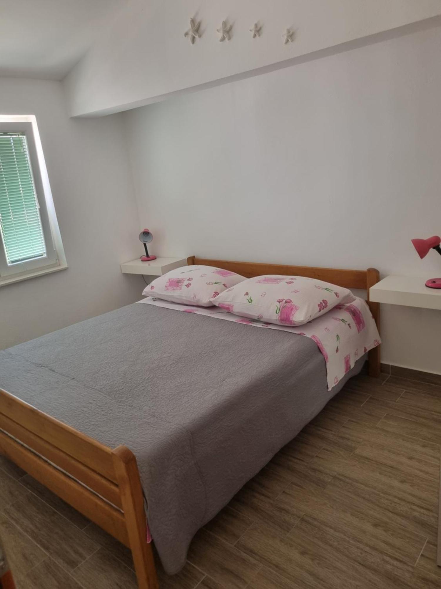 Juric Apartments ビオグラード・ナ・モル エクステリア 写真